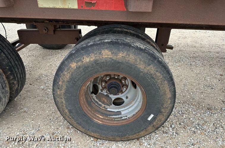 image for item NH9166 1997 Shop built  equipment trailer