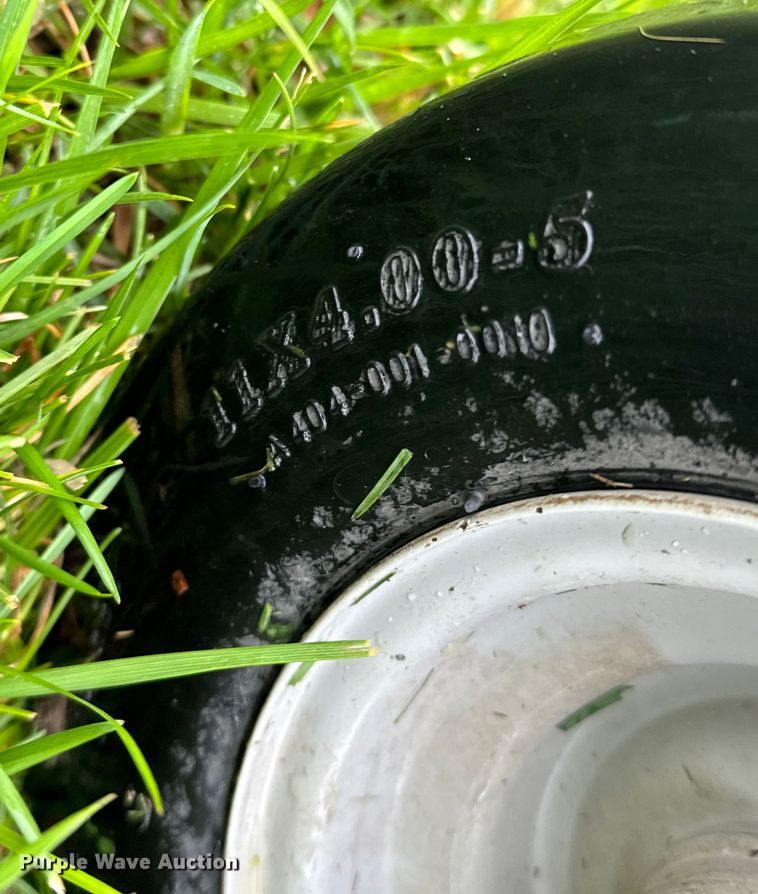 image for item NH9183 Ariens  915167 ZTR lawn mower