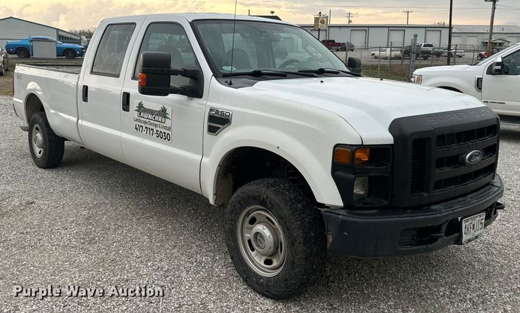 image for item NS9537 2010 Ford F250 Super Duty Crew Cab pickup truck