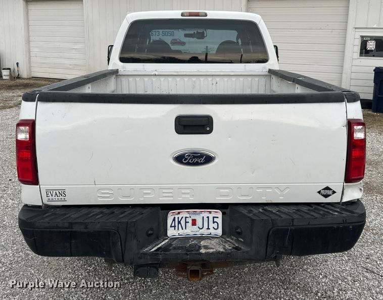 image for item NS9537 2010 Ford F250 Super Duty Crew Cab pickup truck