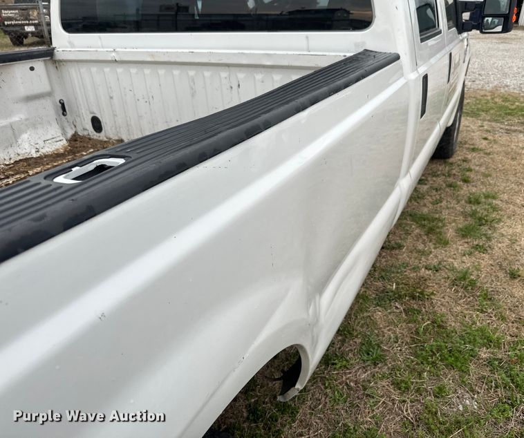 image for item NS9537 2010 Ford F250 Super Duty Crew Cab pickup truck