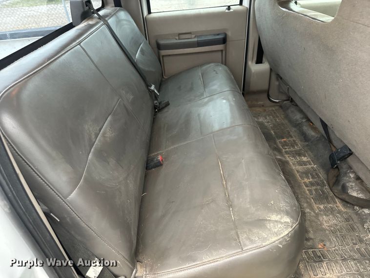 image for item NS9537 2010 Ford F250 Super Duty Crew Cab pickup truck