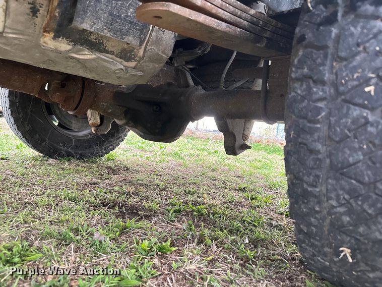 image for item NS9537 2010 Ford F250 Super Duty Crew Cab pickup truck