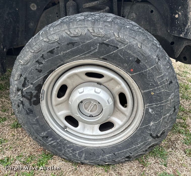 image for item NS9537 2010 Ford F250 Super Duty Crew Cab pickup truck