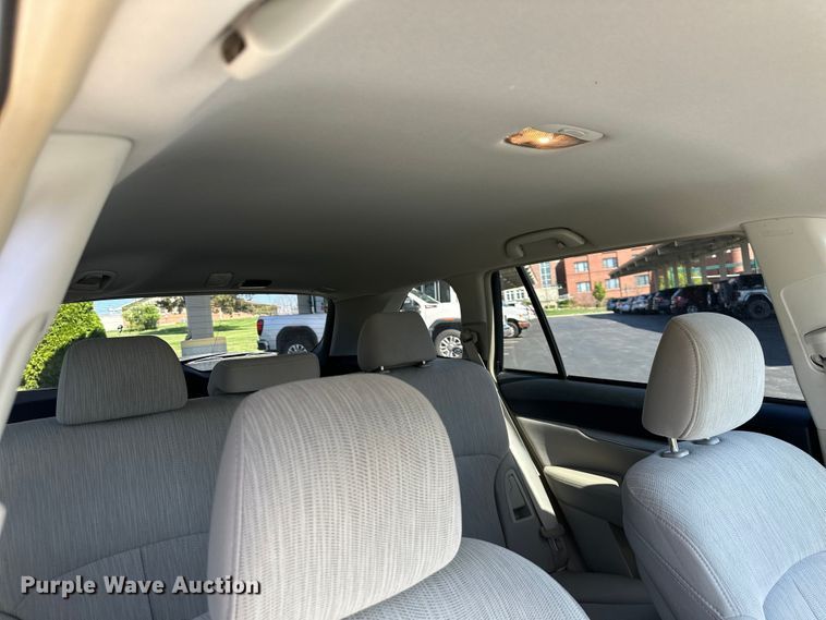 image for item NT9075 2014 Subaru  Outback  SUV