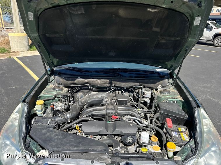 image for item NT9075 2014 Subaru  Outback  SUV