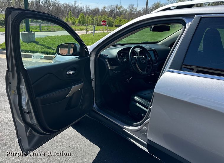 image for item NT9077 2018 Jeep Cherokee  SUV