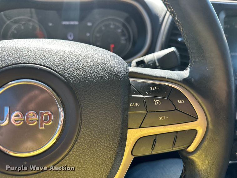 image for item NT9077 2018 Jeep Cherokee  SUV