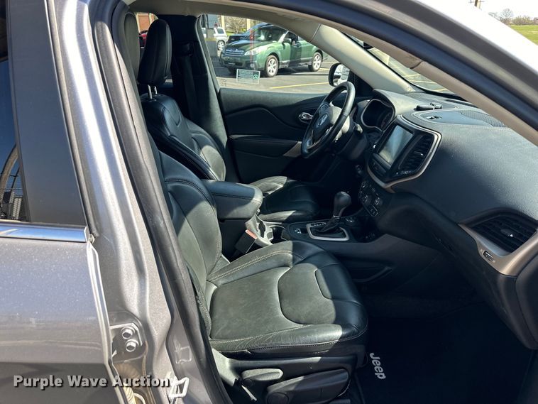 image for item NT9077 2018 Jeep Cherokee  SUV