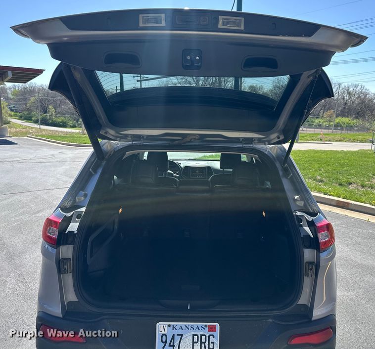 image for item NT9077 2018 Jeep Cherokee  SUV