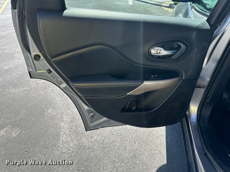 image for item NT9077 2018 Jeep Cherokee  SUV