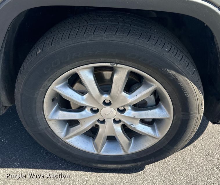 image for item NT9077 2018 Jeep Cherokee  SUV