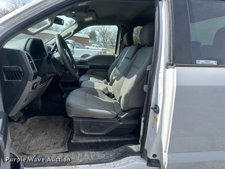 image for item NT9082 2020 Ford F150 SuperCab pickup truck