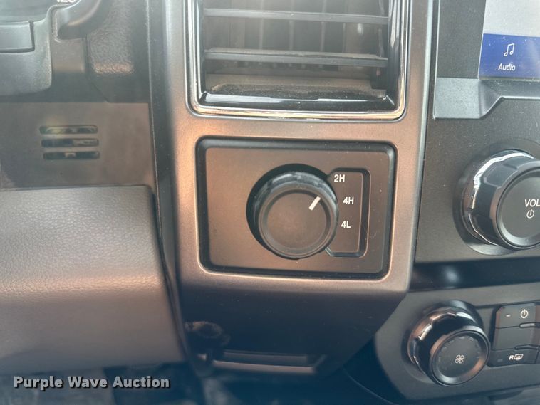 image for item NT9082 2020 Ford F150 SuperCab pickup truck