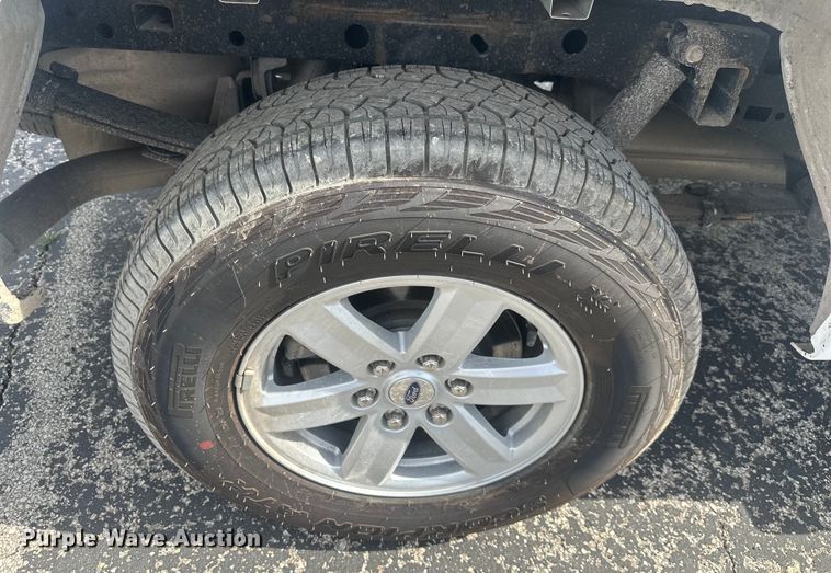 image for item NT9082 2020 Ford F150 SuperCab pickup truck