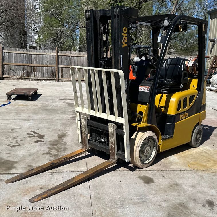 image for item NT9090 Yale GLC050VX forklift