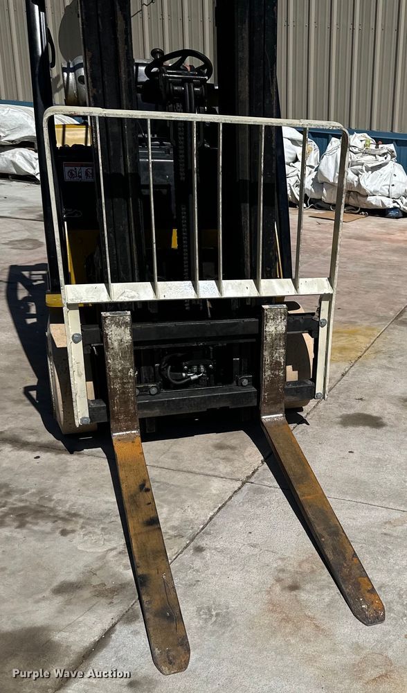 image for item NT9090 Yale GLC050VX forklift
