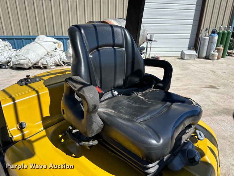 image for item NT9090 Yale GLC050VX forklift