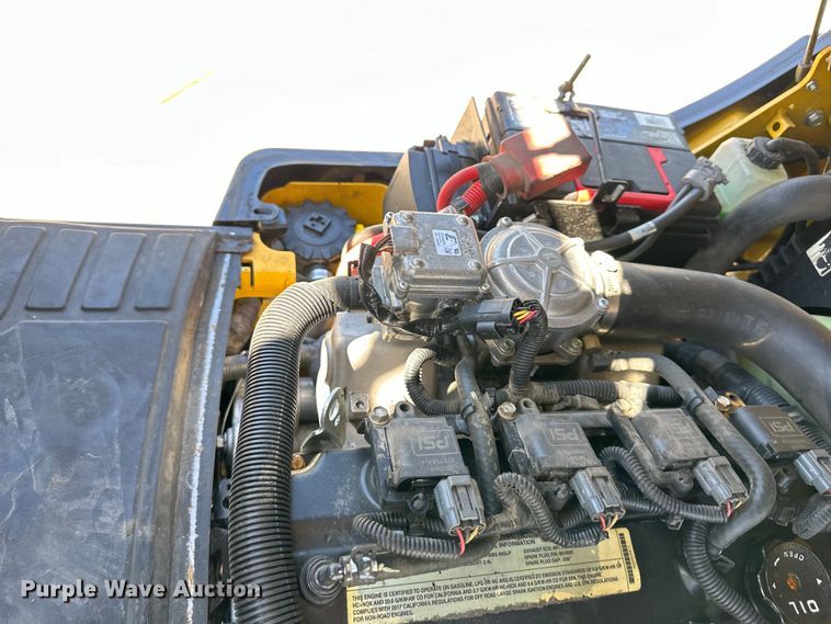 image for item NT9090 Yale GLC050VX forklift