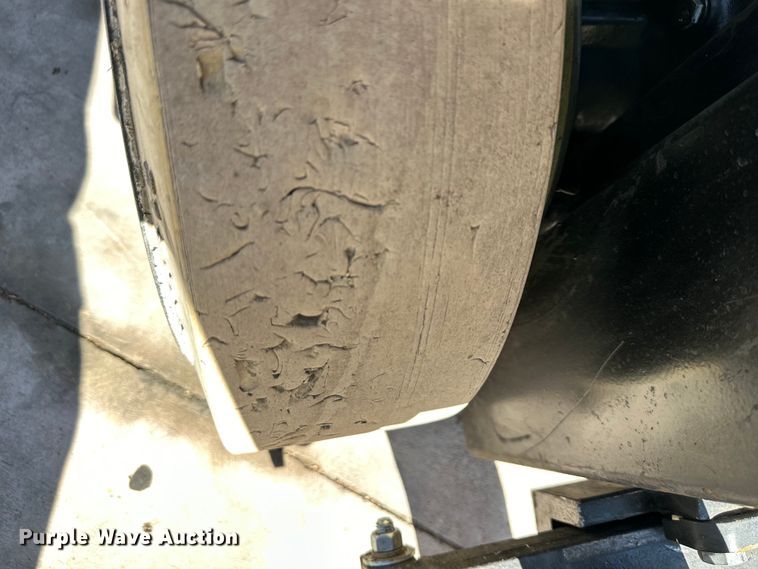 image for item NT9090 Yale GLC050VX forklift