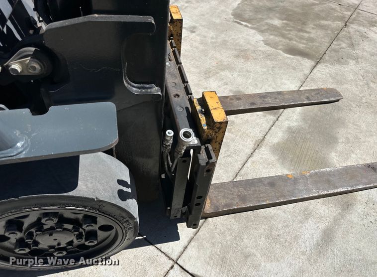 image for item NT9091 2014 Toyota 8FGCU25 forklift