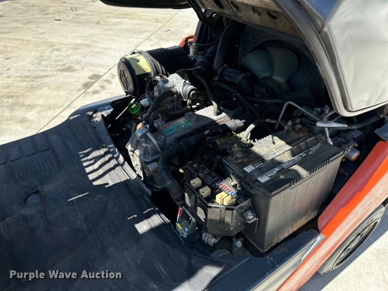 image for item NT9091 2014 Toyota 8FGCU25 forklift