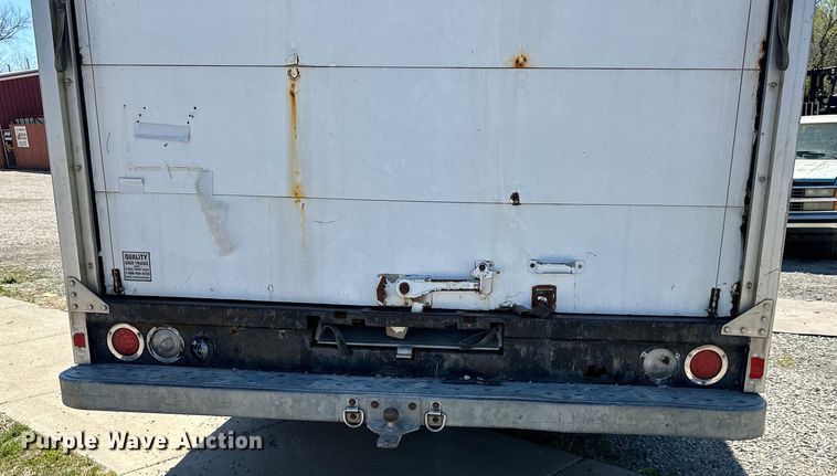 image for item NT9092 2000 Ford E350 box truck