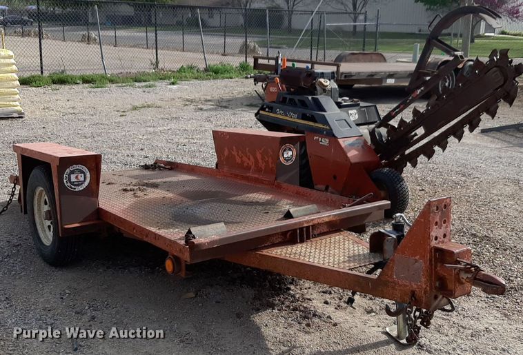 image for item NV9035 2003 Ditch Witch 1820H trencher with trailer