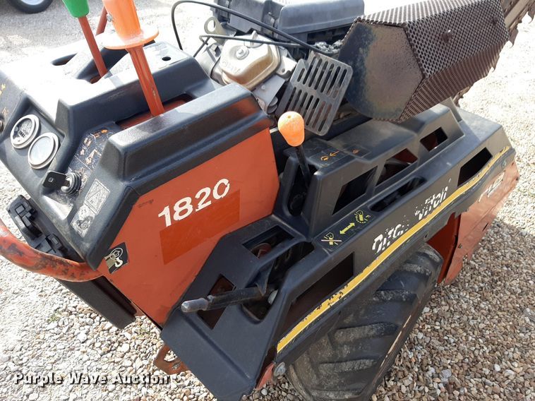 image for item NV9035 2003 Ditch Witch 1820H trencher with trailer