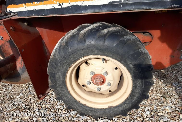 image for item NV9035 2003 Ditch Witch 1820H trencher with trailer