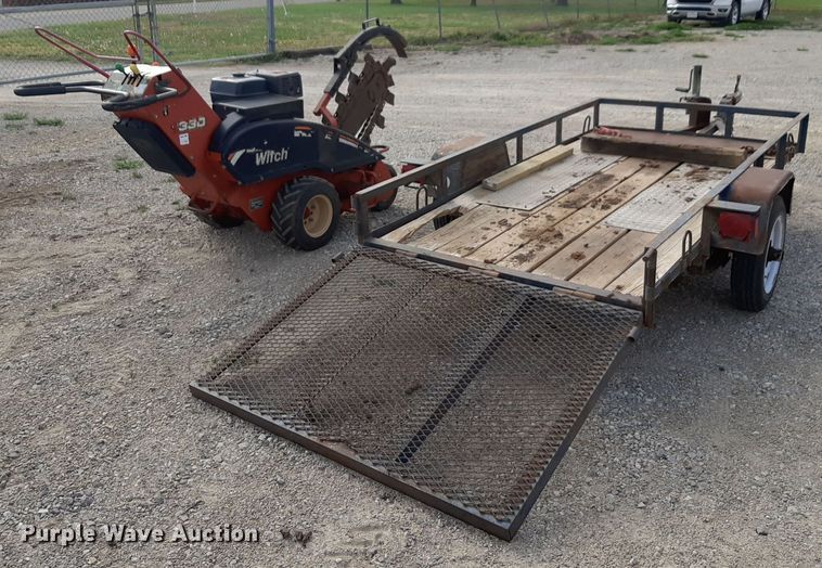 image for item NV9036 2006 Ditch Witch 1330 trencher with trailer
