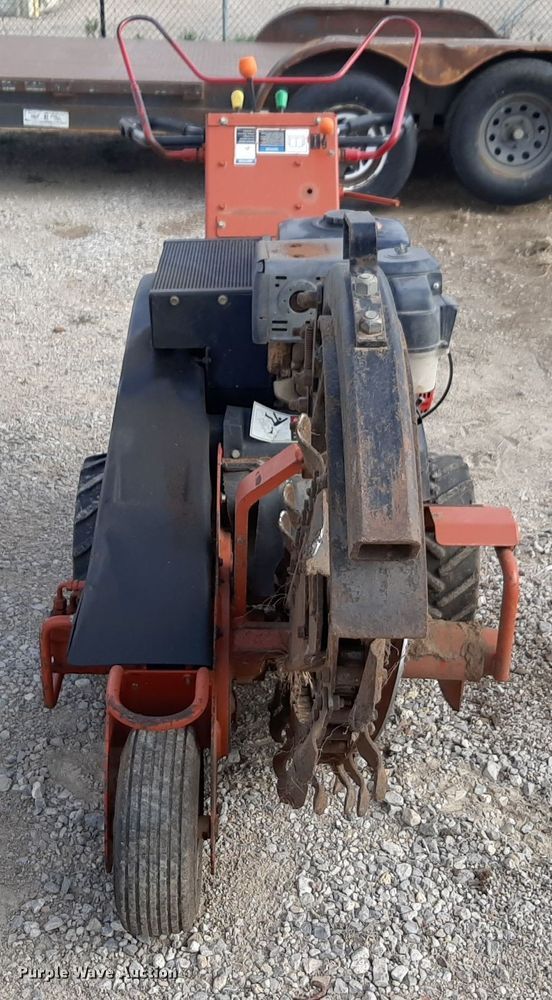 image for item NV9036 2006 Ditch Witch 1330 trencher with trailer