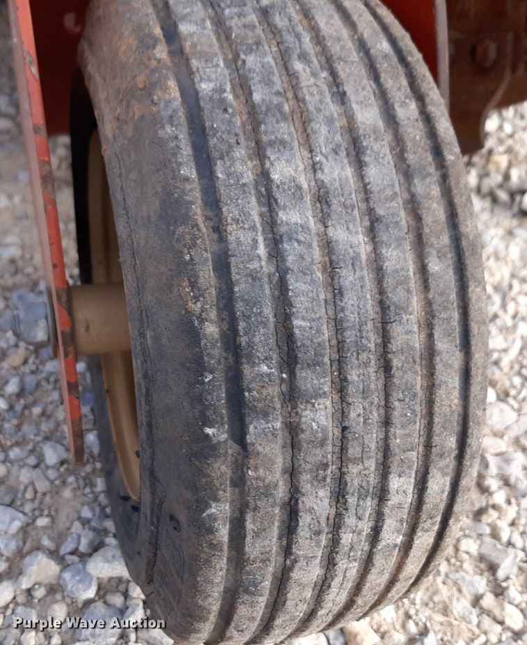 image for item NV9036 2006 Ditch Witch 1330 trencher with trailer