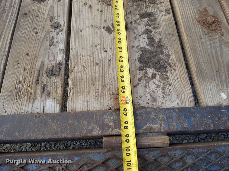 image for item NV9036 2006 Ditch Witch 1330 trencher with trailer