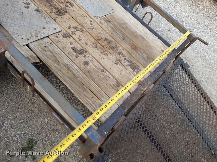 image for item NV9036 2006 Ditch Witch 1330 trencher with trailer