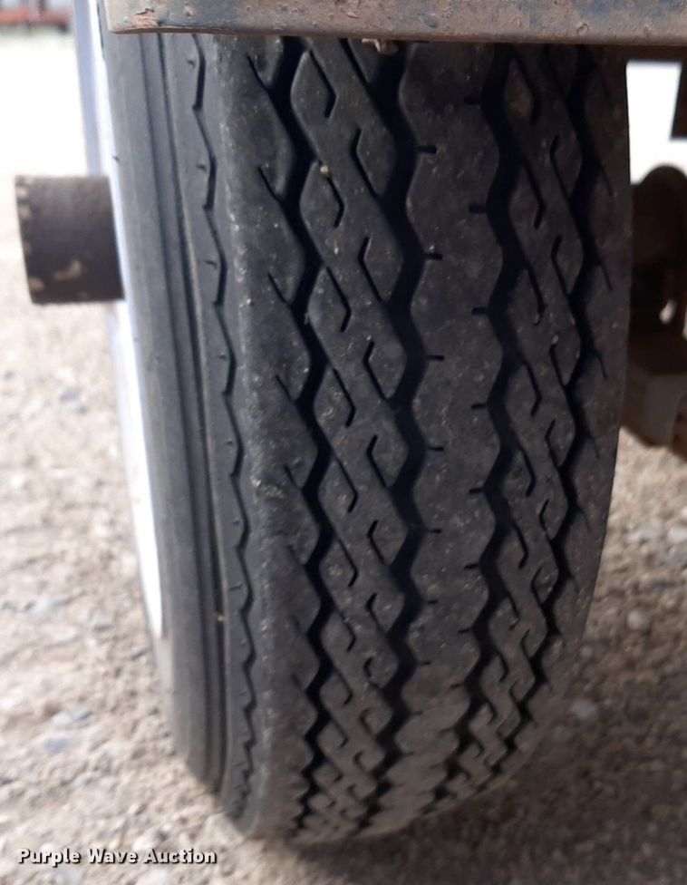 image for item NV9036 2006 Ditch Witch 1330 trencher with trailer