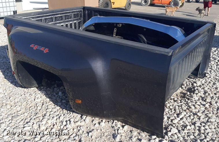 image for item NV9093 2014 Chevrolet Silverado 3500 pickup truck bed