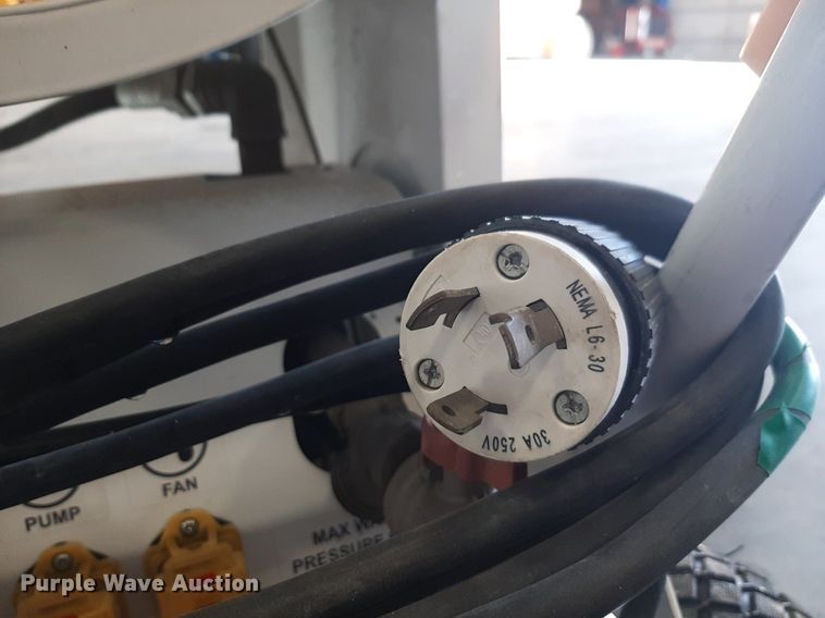 image for item NV9094 2018 Fogco FogCannon LD50 misting system