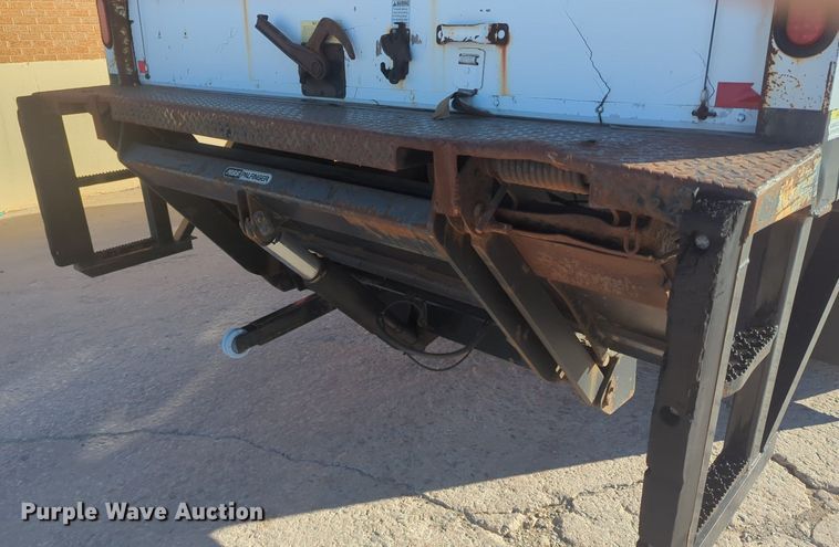 image for item NZ9306 2011 Hino 268 box truck