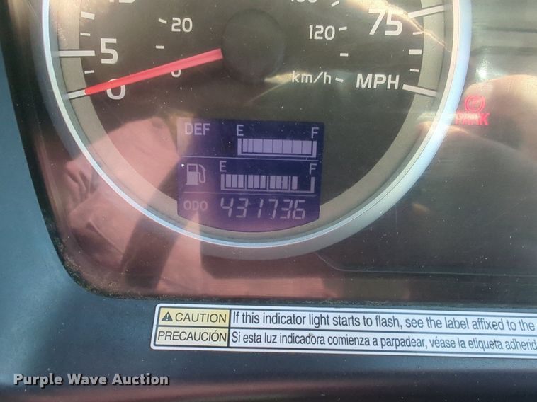 image for item NZ9306 2011 Hino 268 box truck