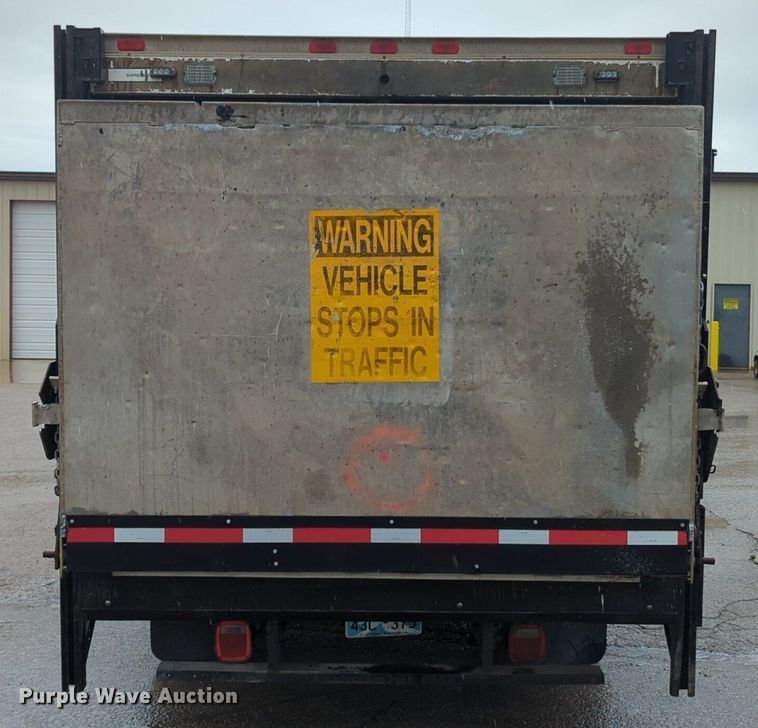 image for item NZ9549 1998 GMC W4500 box truck