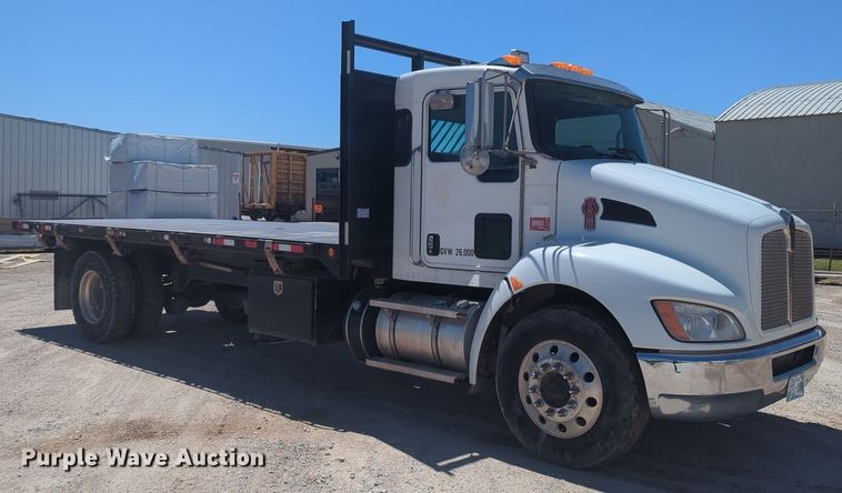 image for item NZ9559 2016 Kenworth T270 dump flatbed truck