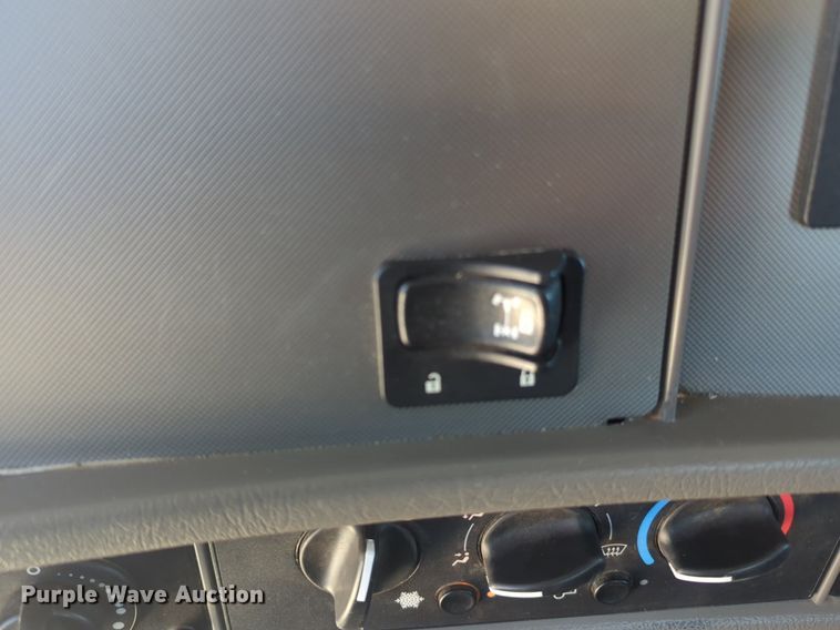 image for item NZ9559 2016 Kenworth T270 dump flatbed truck