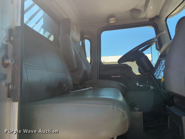 image for item NZ9559 2016 Kenworth T270 dump flatbed truck