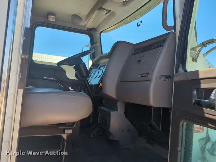 image for item NZ9559 2016 Kenworth T270 dump flatbed truck