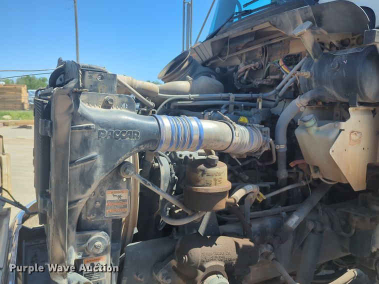 image for item NZ9559 2016 Kenworth T270 dump flatbed truck