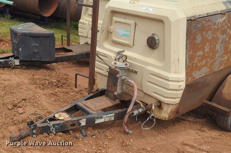 image for item NZ9567 2013 Doosan P185WYM-1-J air compressor