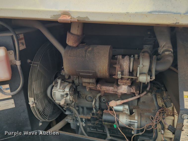 image for item NZ9567 2013 Doosan P185WYM-1-J air compressor