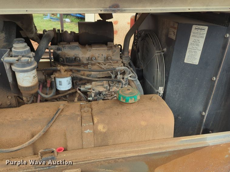 image for item NZ9567 2013 Doosan P185WYM-1-J air compressor