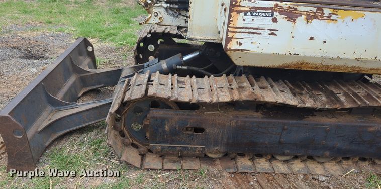 image for item NZ9600 1989 Bobcat 100 mini excavator